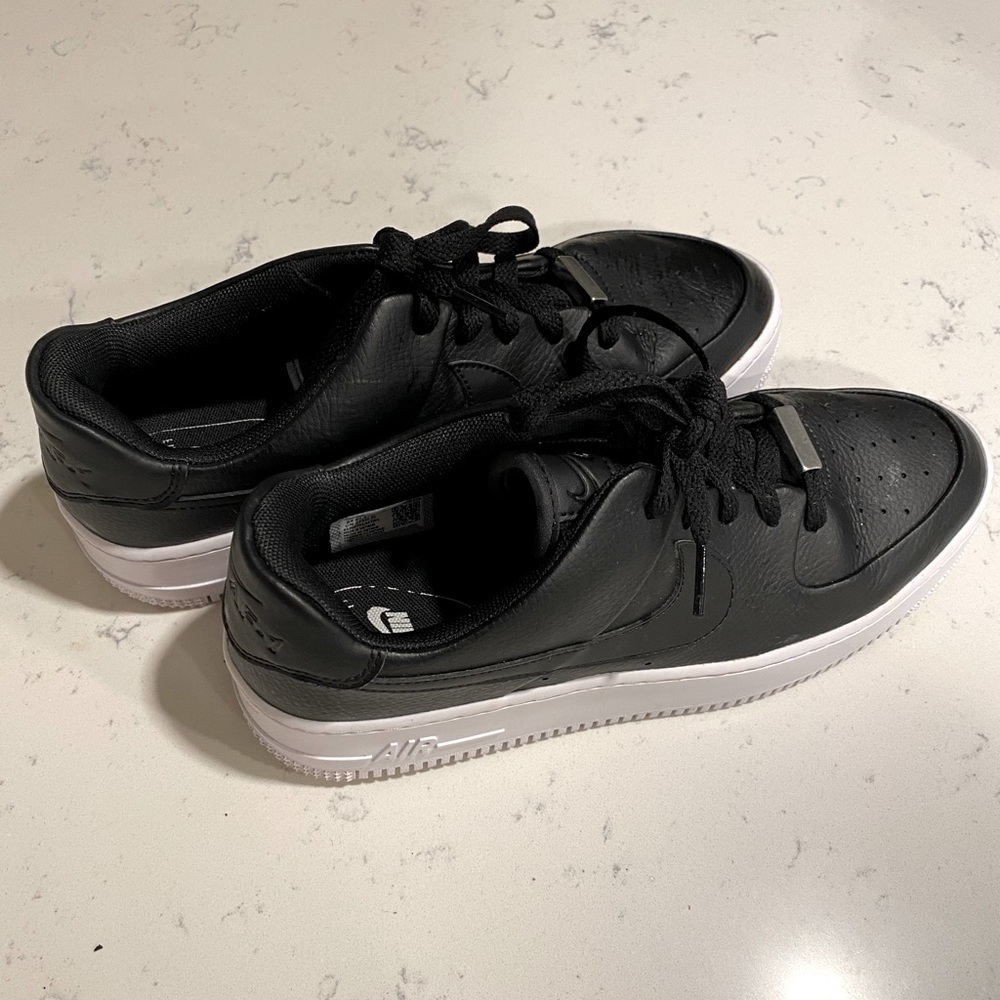Women’s Nike Air Force 1 Sage Low